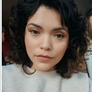 Meet your Posher, Naomi